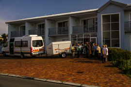  Bus load of wonderful guests at Aire del Mar.